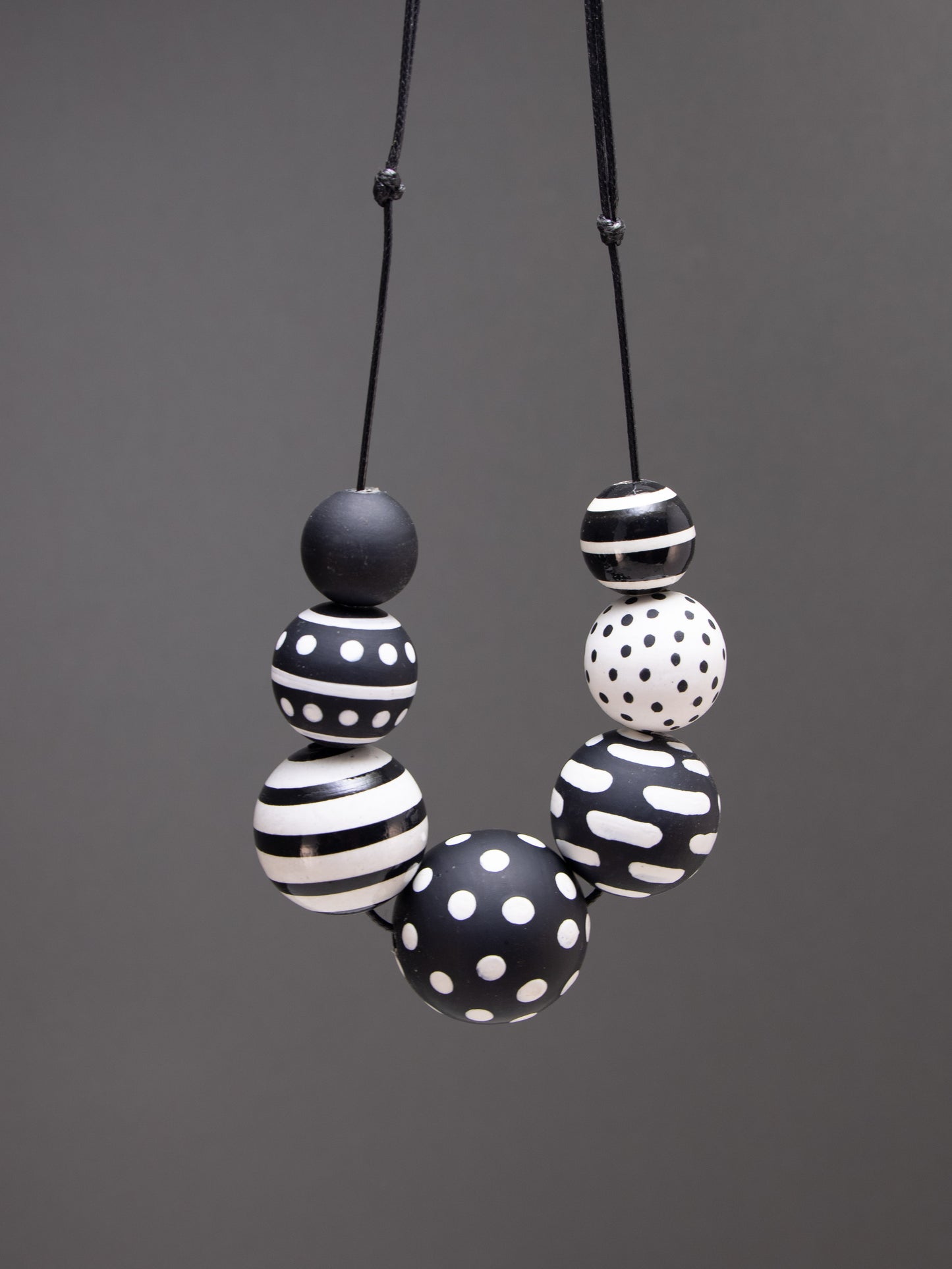 Stripes Wooden Bead Necklace 2