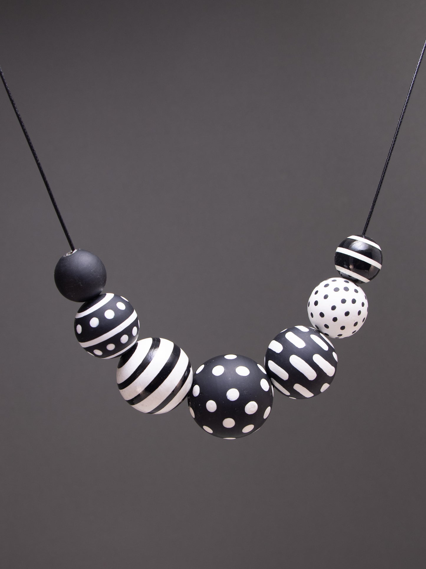 Stripes Wooden Bead Necklace 2