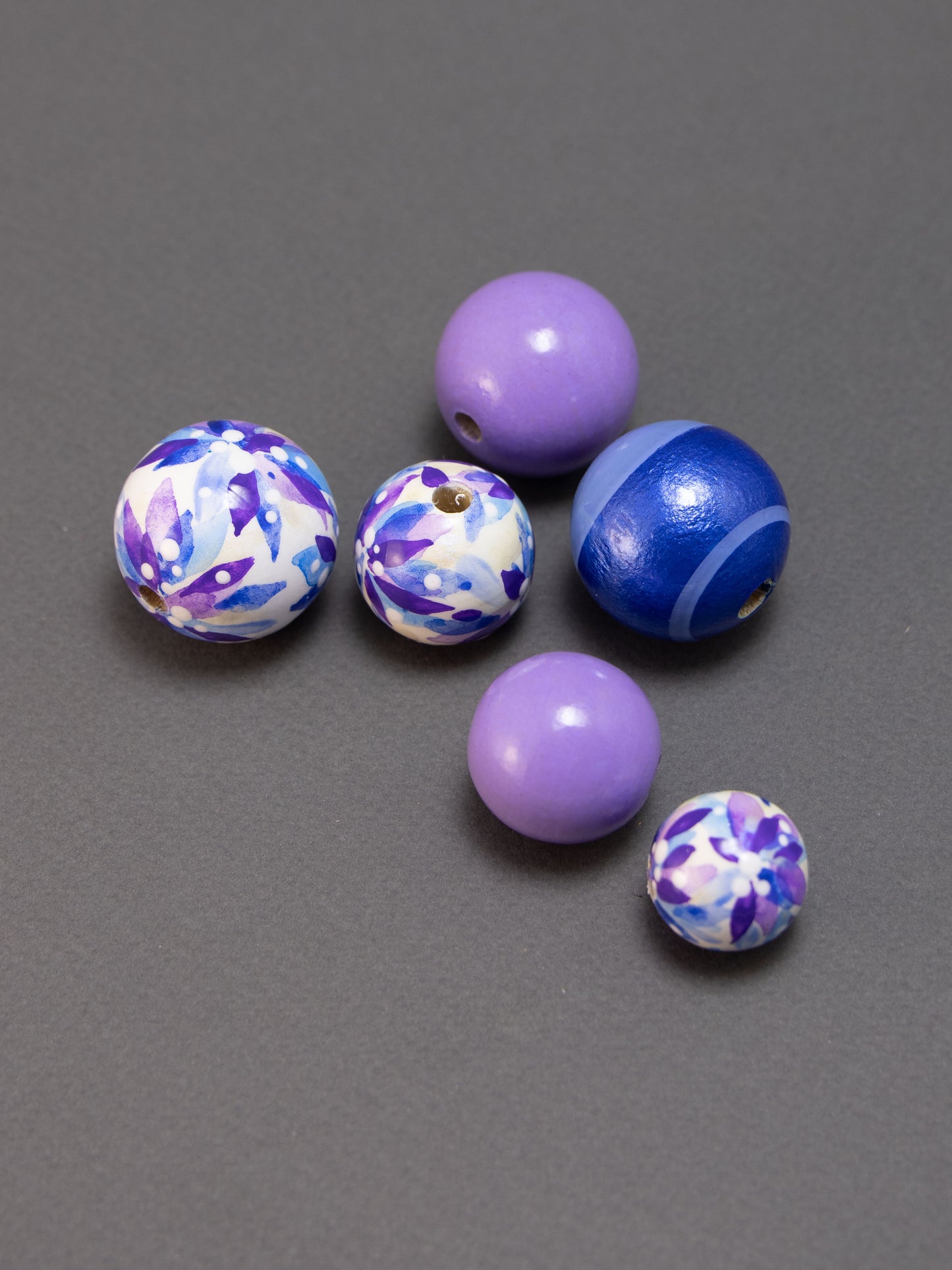 Violet Bouquet Wooden Beads Set