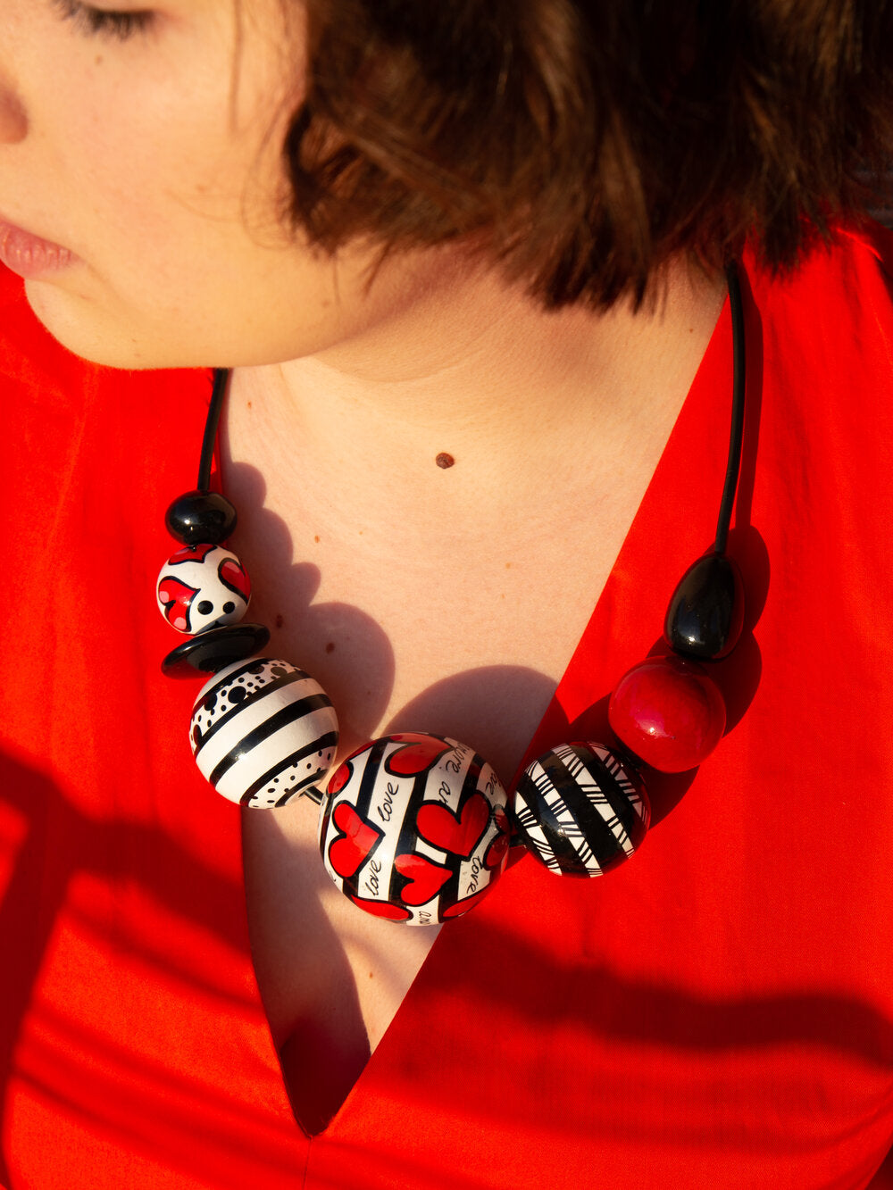 Amore collana di perline di legno
