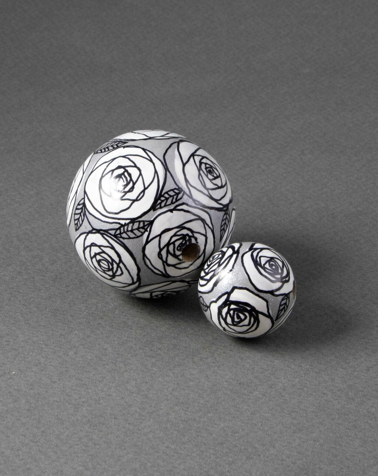 White Roses Garden Wooden Bead