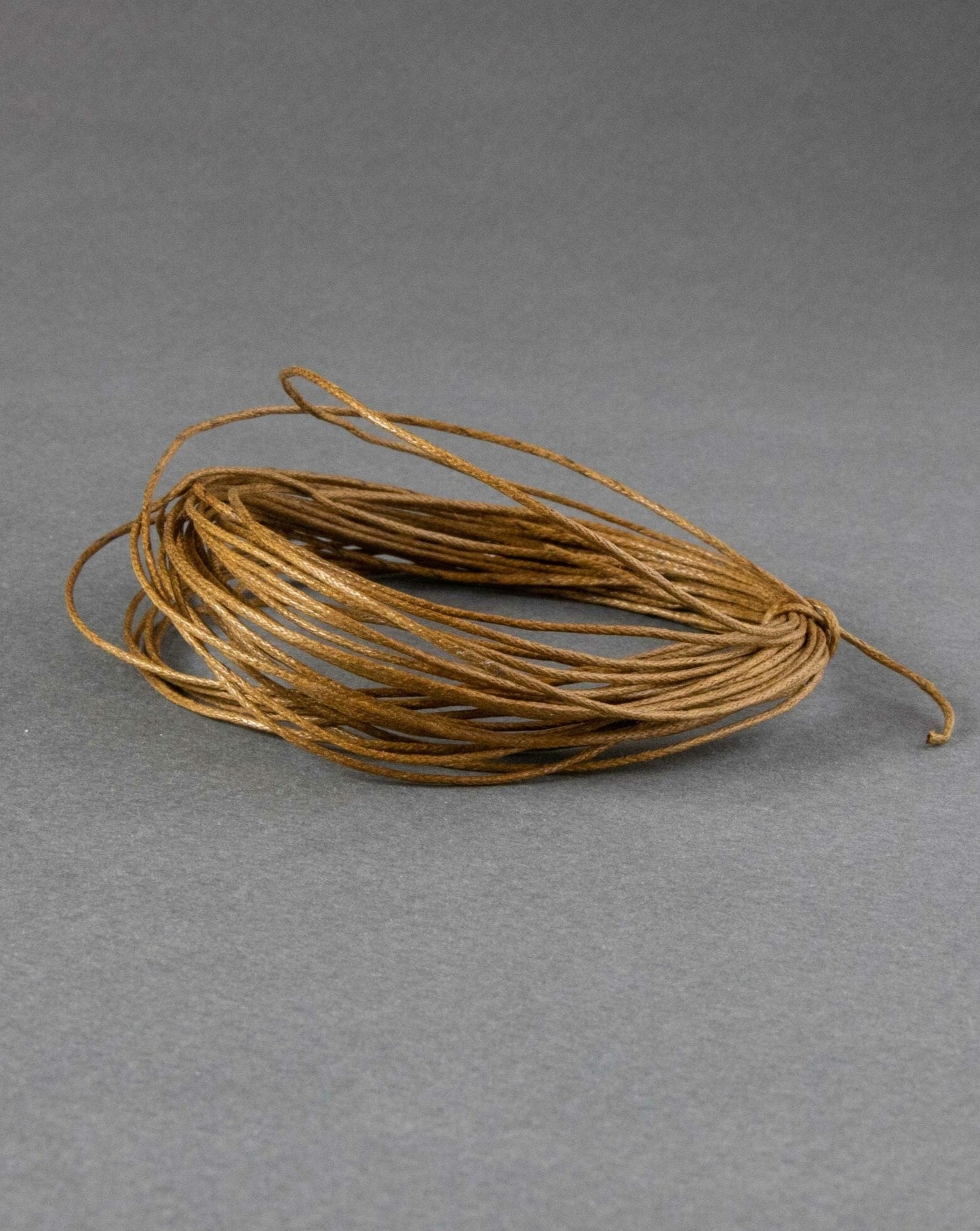 Cordoncino di cotone cerato in marrone chiaro