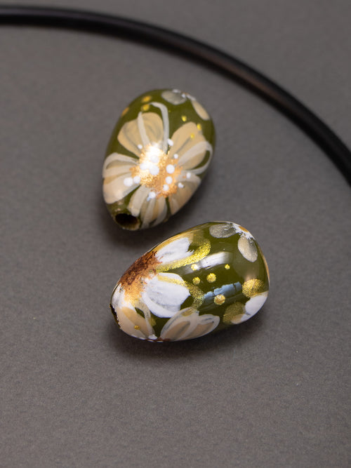 Anna in perlina di legno a forma di goccia