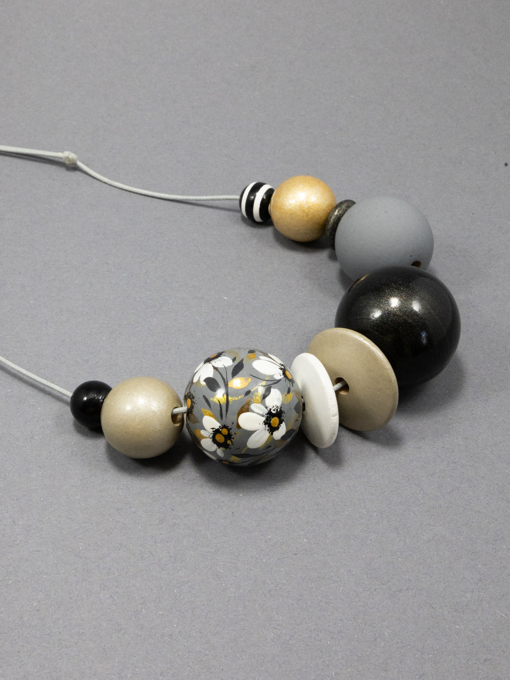 Daria Wooden Beads Necklace