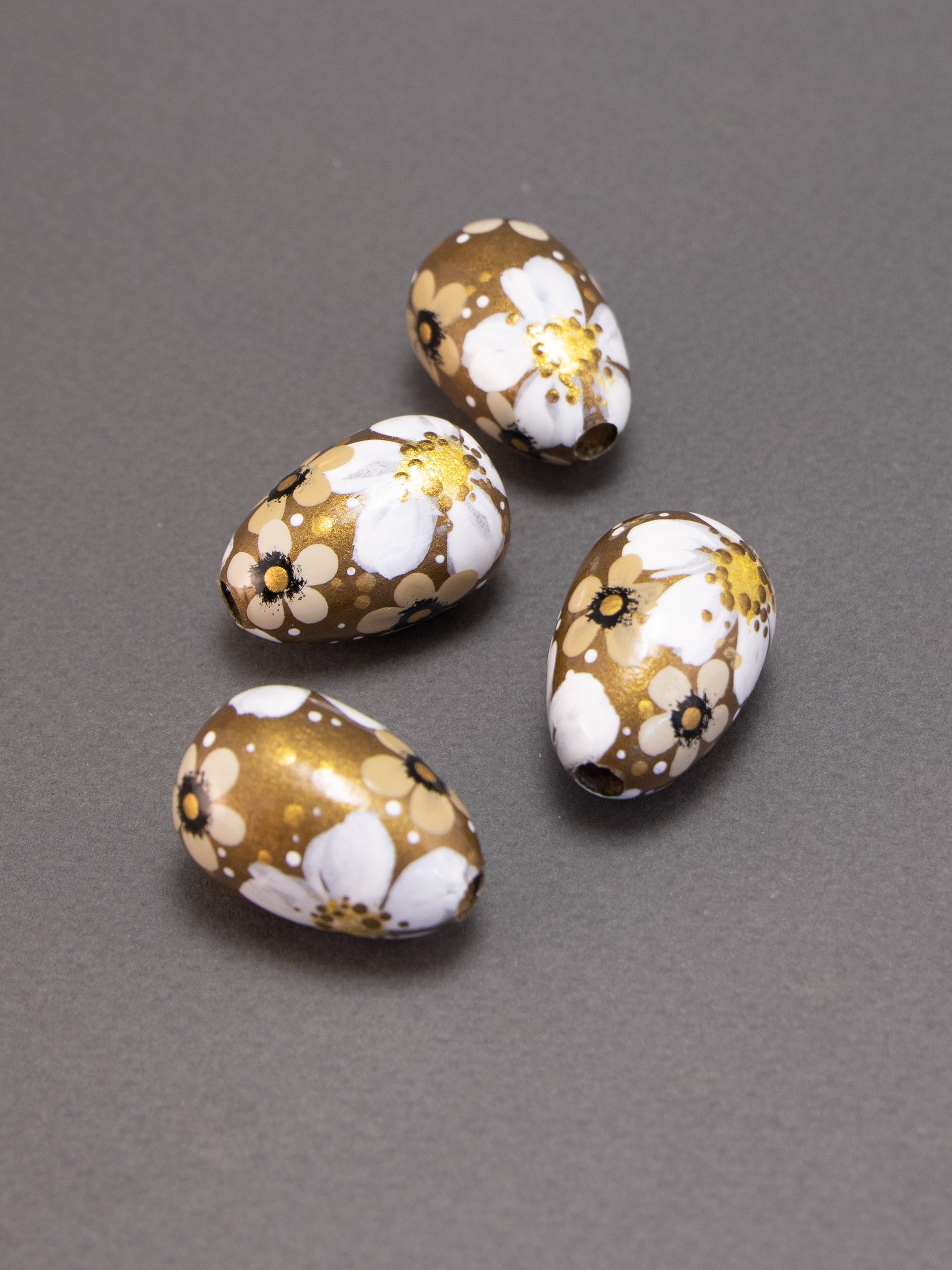 Jenny in Drop Shape Wooden Bead