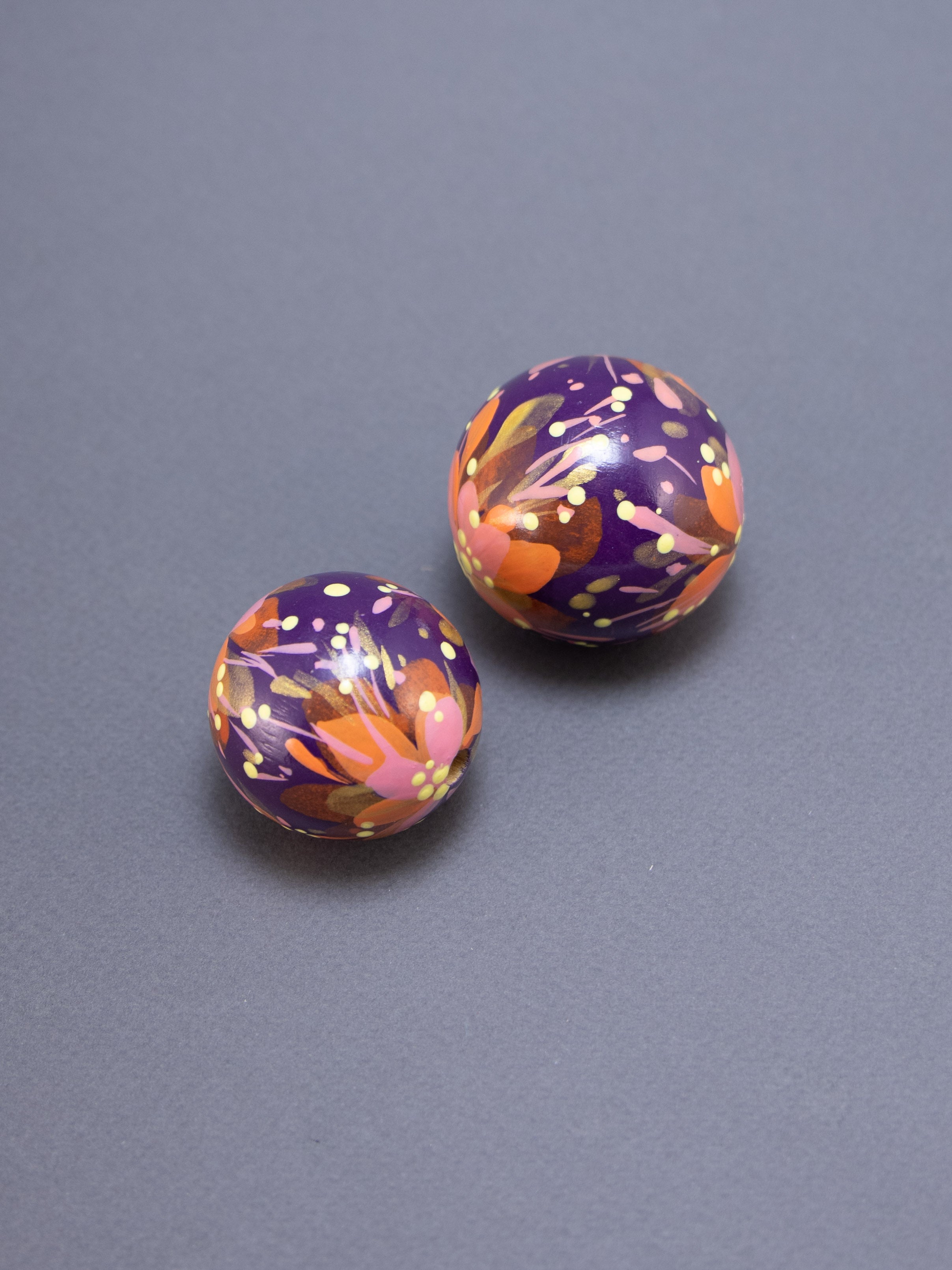 Orange and Violet Flowers Wooden Beads Set