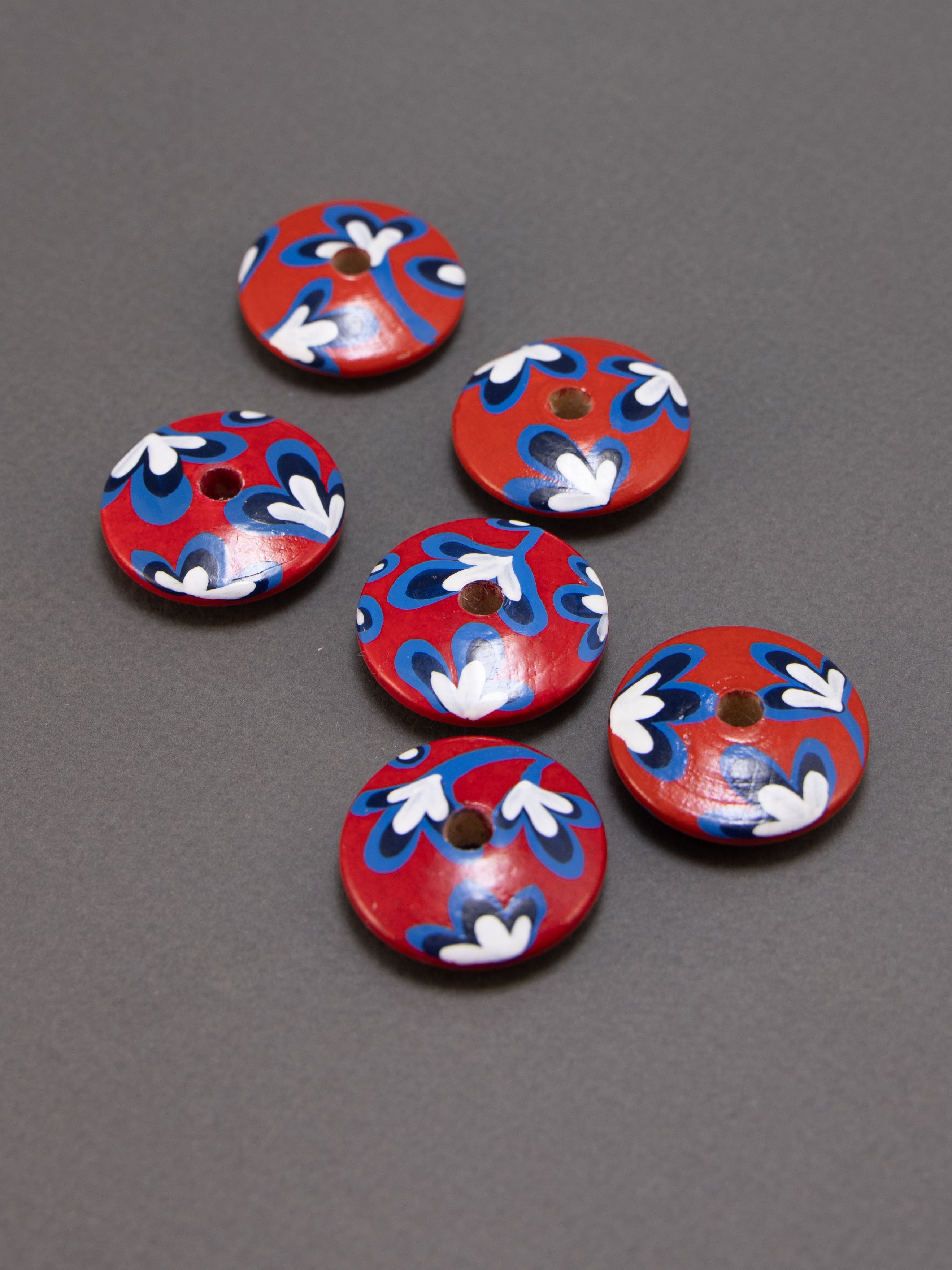 Red Ethnical Flower Wooden Bead in Flat Shape