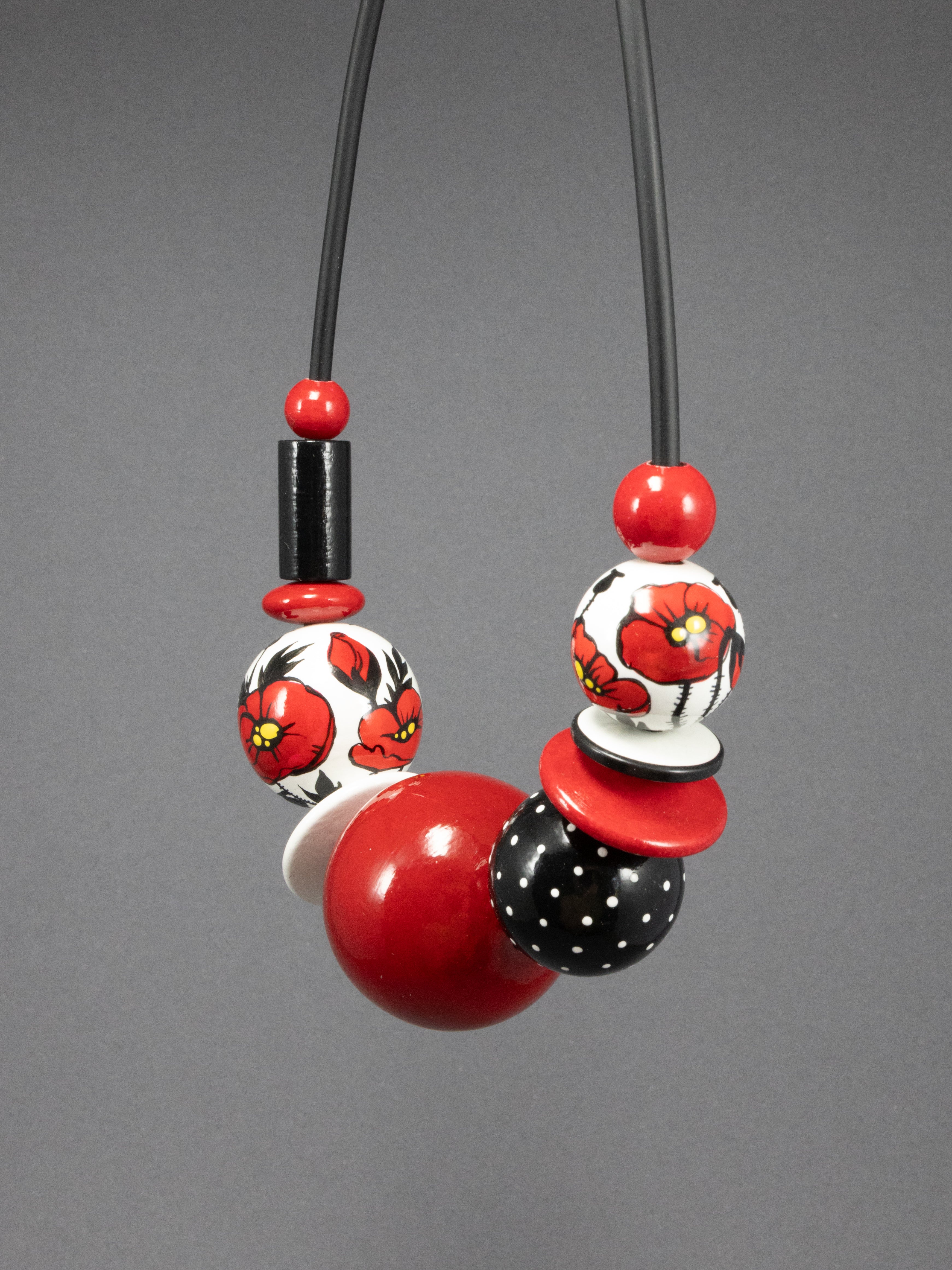 Red Poppyseed Wooden Beads Necklace 3