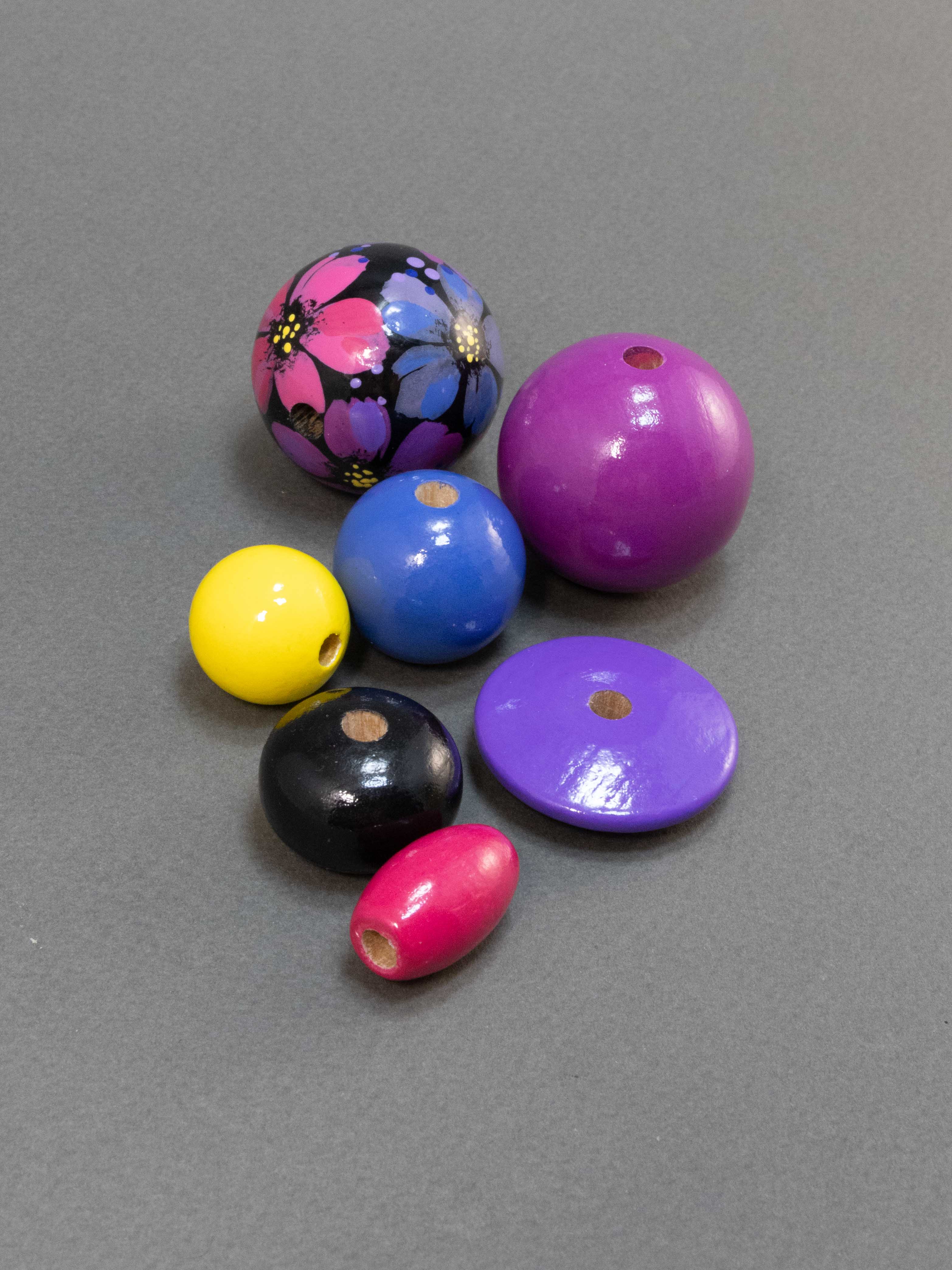 Violet Garden Wooden Beads Set