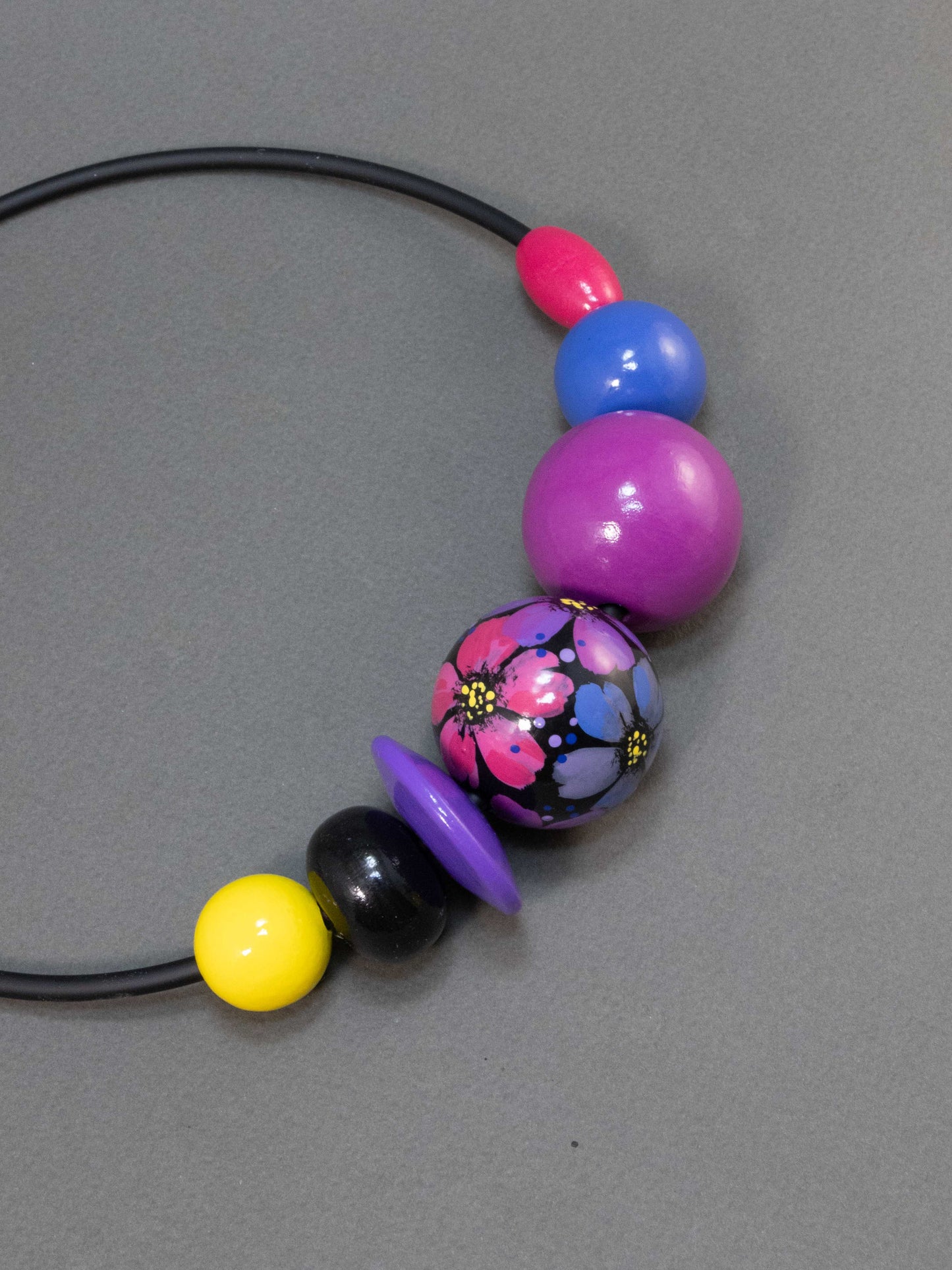 Violet Garden Wooden Beads Set