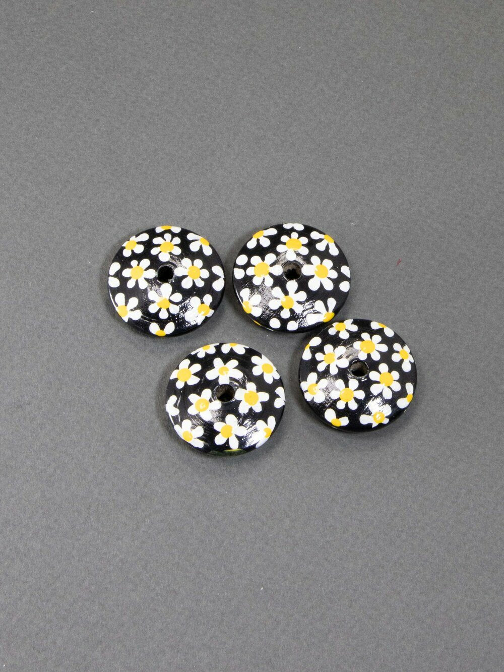 Black Daisy Wooden Bead in Flat Shape