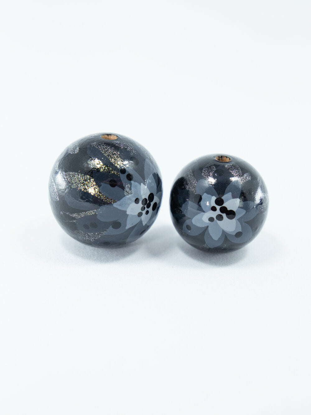 Black Chrysanthemum Wooden Bead
