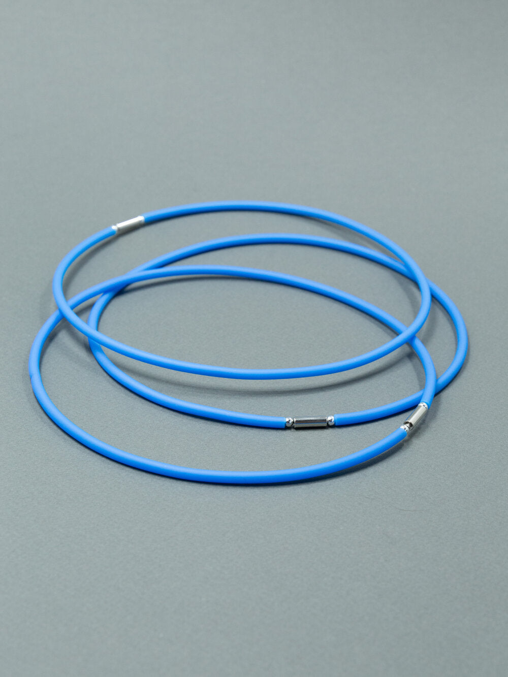 Blue Caoutchouc Collar