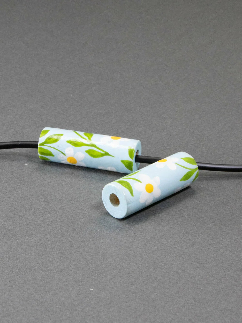 Blue Daisy Wooden Bead in Cylinder Shape