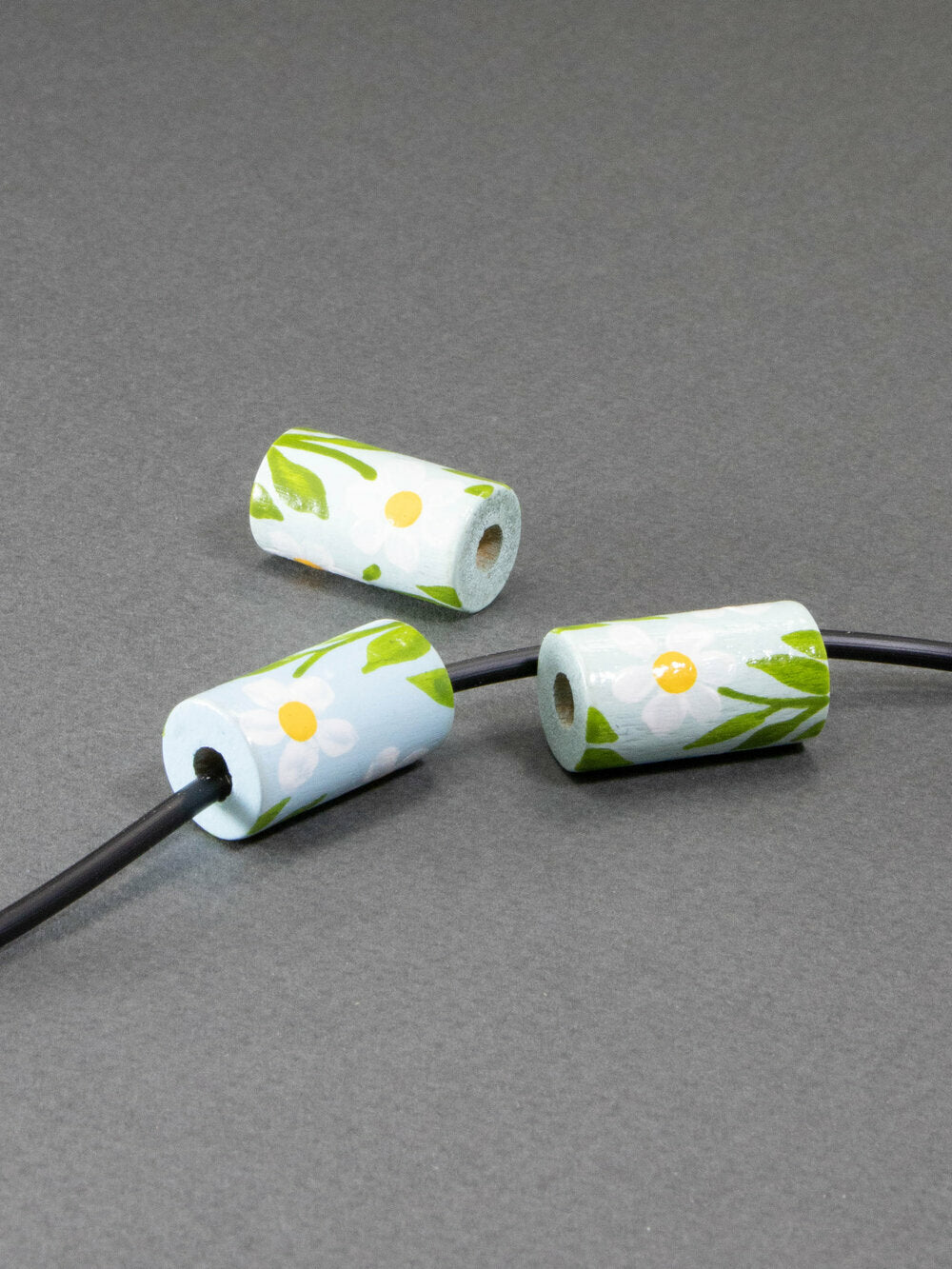 Blue Daisy Wooden Bead in Cylinder Shape