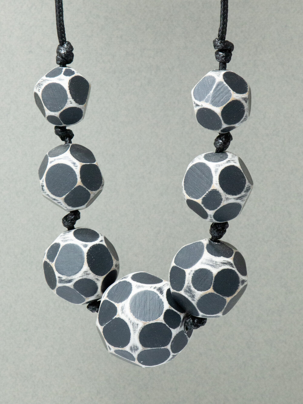 Cutaway Black Bead Necklace