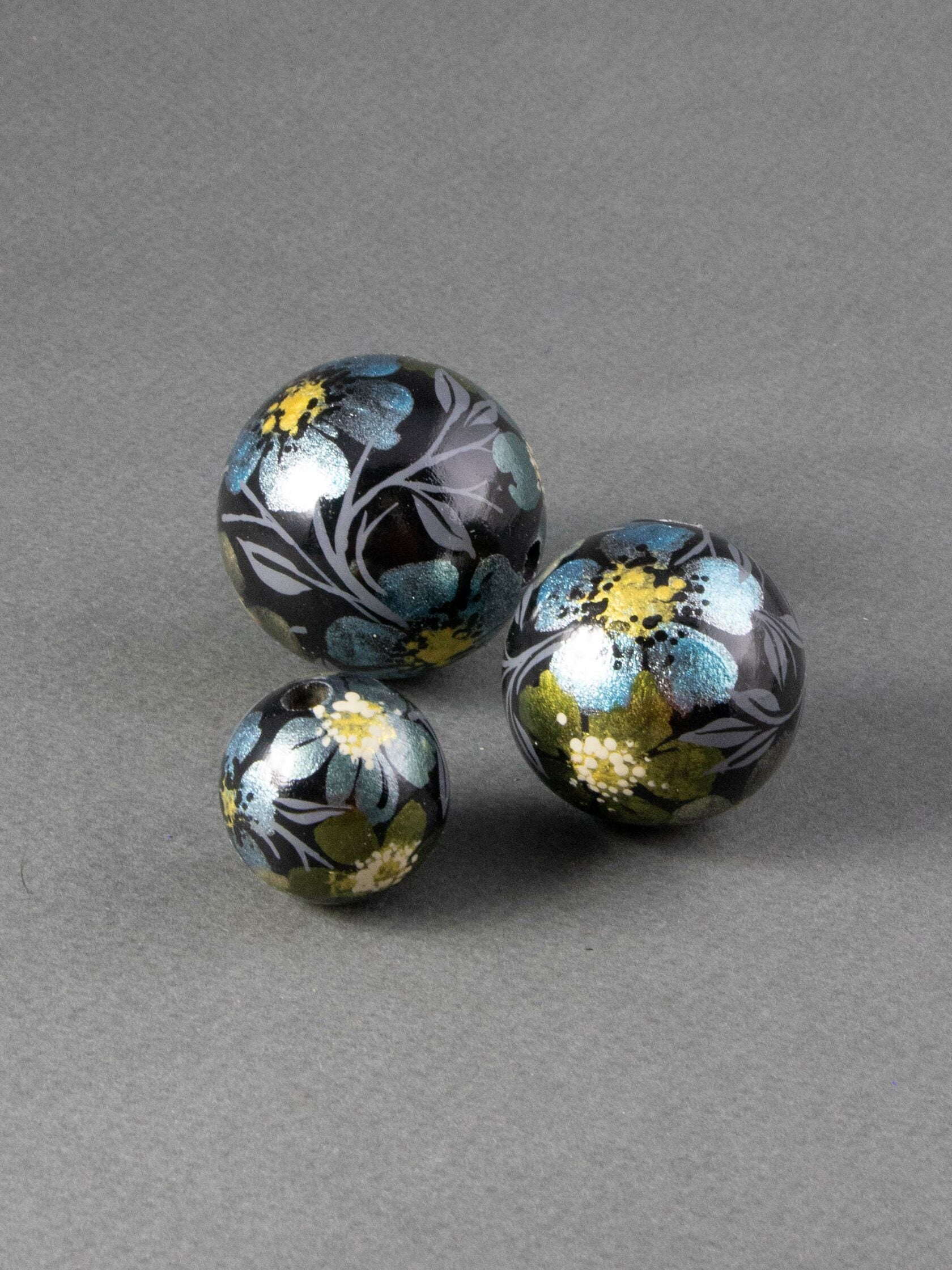 Midnight Garden Wooden Bead 2