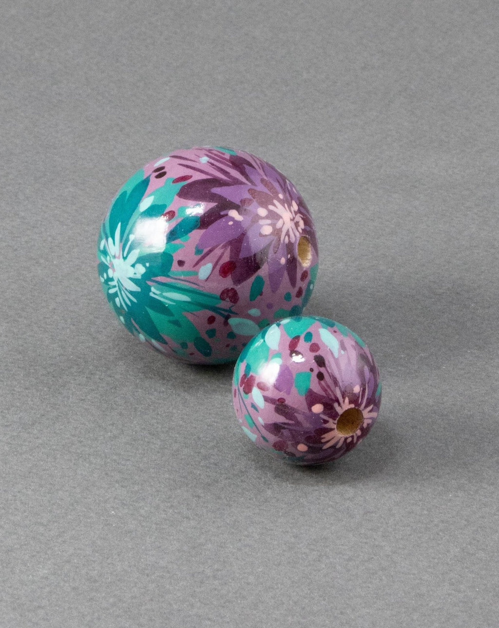 Violet Flowers Wooden Bead 2
