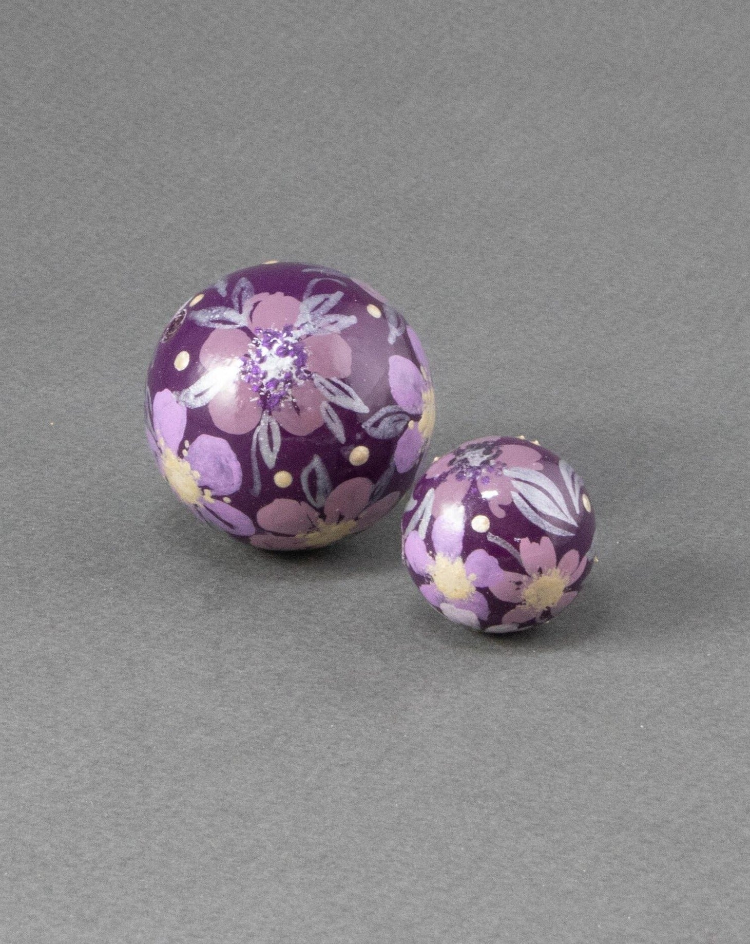 Violet Flowers Wooden Bead