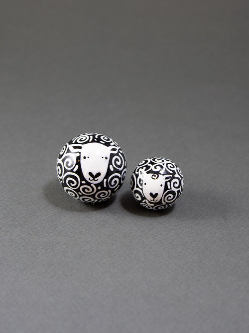 Black Dolly Sheep Wooden Bead