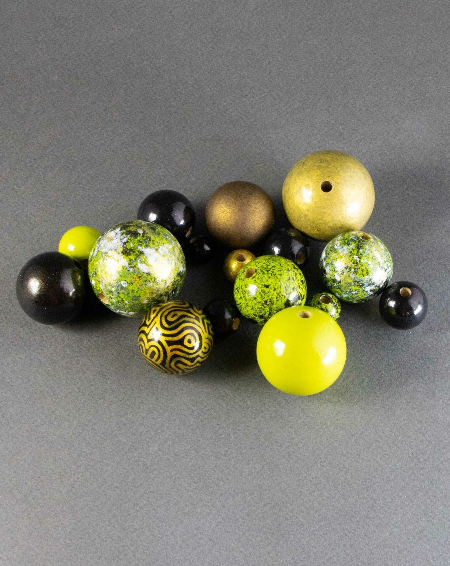 Big Green Wooden Beads Set